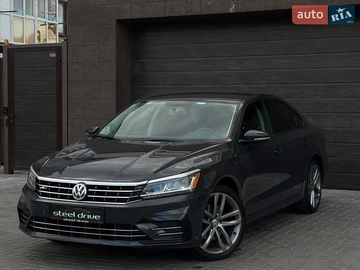 Авто Volkswagen Passat 2018 № 8544807