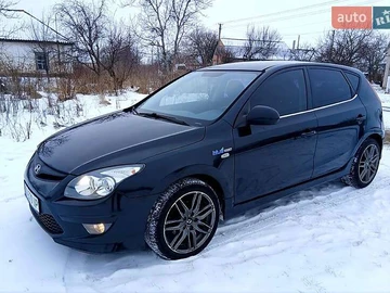 Авто Hyundai I30 2010 № 8544898