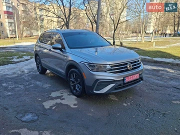 Авто Volkswagen Tiguan 2021 № 8545125