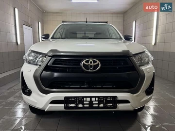 Авто Toyota Hilux 2021 № 8545311