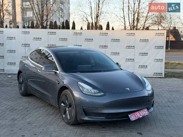 Авто Tesla Model 3 2019 № 8545540