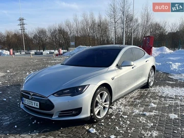 Авто Tesla Model S 2013 № 8546046
