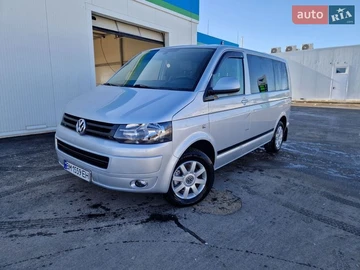 Авто Volkswagen Transporter 2011 № 8546059