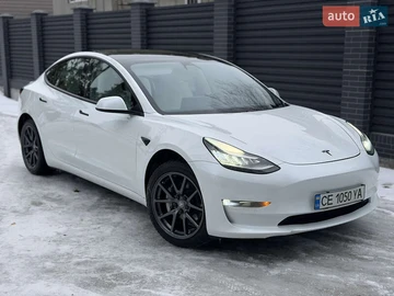 Авто Tesla Model 3 2019 № 8546063