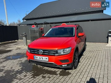 Авто Volkswagen Tiguan 2017 № 8546104