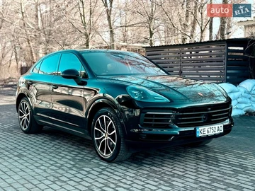 Авто Porsche Cayenne 2022 № 8546329