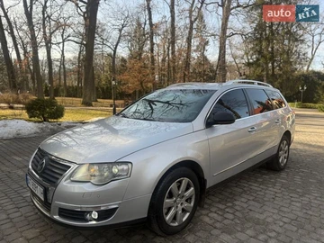 Авто Volkswagen Passat 2010 № 8546614