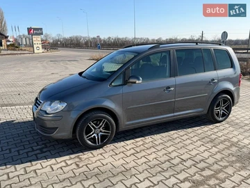 Авто Volkswagen Touran 2006 № 8546653