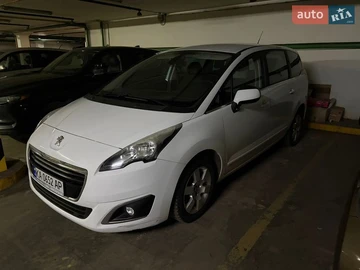 Авто Peugeot 5008 2015 № 8546762