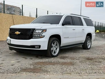 Авто Chevrolet Suburban 2019 № 8547208