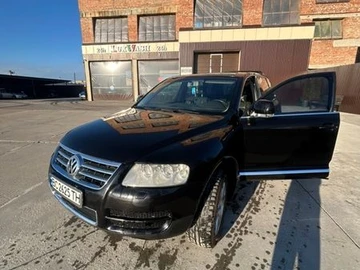 Авто Volkswagen Touareg 2003 № 8547534
