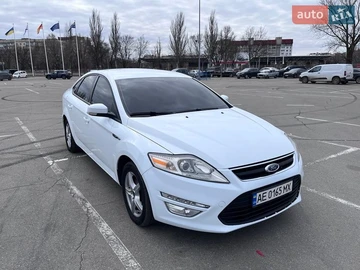 Авто Ford Mondeo 2013 № 8547600