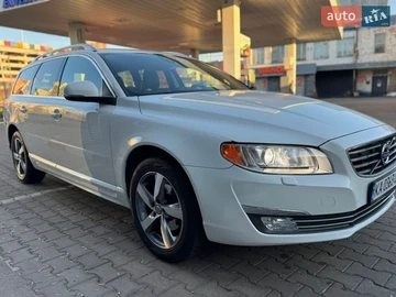 Авто Volvo V70 2013 № 8547787