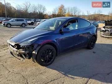 Авто Tesla Model Y 2023 № 8547807
