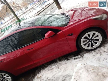 Авто Tesla Model 3 2020 № 8547950