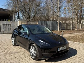 Авто Tesla Model Y 2023 № 8547983