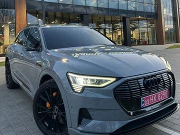 Авто Audi E-Tron 2019 № 8547998