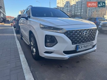 Авто Hyundai Santa Fe 2018 № 8548003