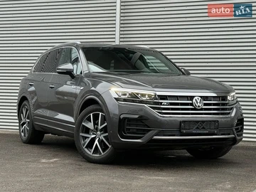 Авто Volkswagen Touareg 2019 № 8548014