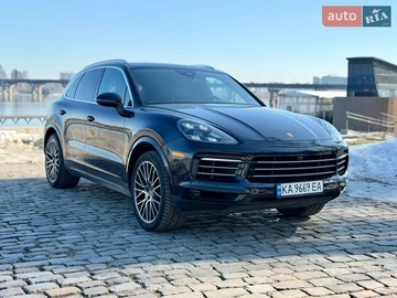 Авто Porsche Cayenne 2020 № 8548018