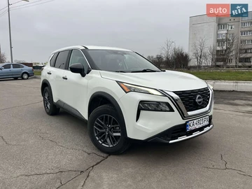 Авто Nissan Rogue 2023 № 8548141