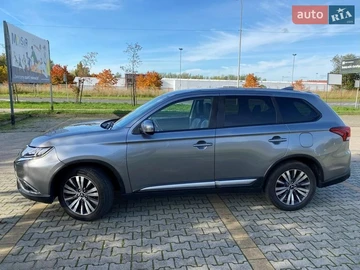 Авто Mitsubishi Outlander 2018 № 8548285