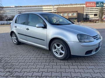 Авто Volkswagen Golf 2005 № 8548407