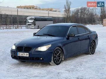 Авто BMW 5 Series 2003 № 8548414