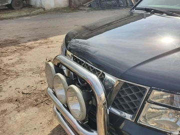 Авто Nissan Navara 2010 № 8548529