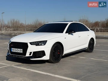 Авто Audi A4 2016 № 8548563