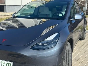 Авто Tesla Model Y 2023 № 8548713
