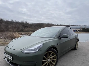 Авто Tesla Model 3 2019 № 8548740