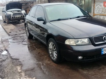 Авто Audi A4 1999 № 8548888