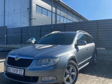 Авто Skoda Superb 2010 № 8548920