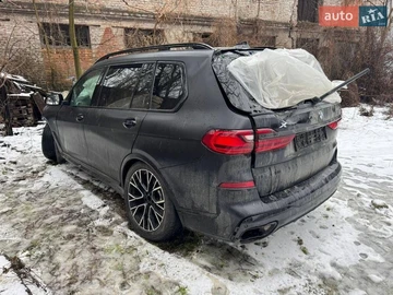 Авто BMW X7 2022 № 8549099