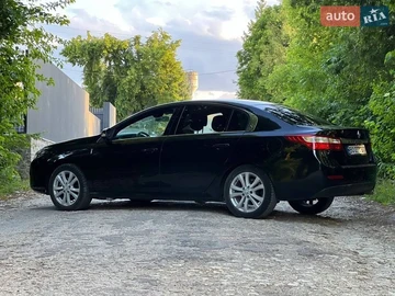 Авто Renault Latitude 2011 № 8549172