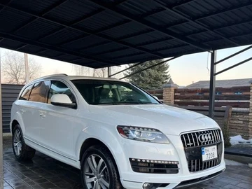 Авто Audi Q7 2015 № 8549386