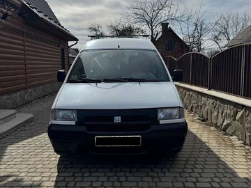 Авто Peugeot Expert 2000 № 8549434