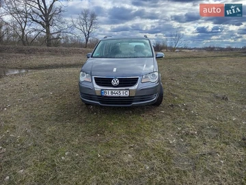 Авто Volkswagen Touran 2007 № 8549974