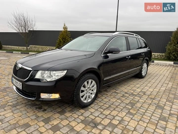 Авто Skoda Superb 2011 № 8550226