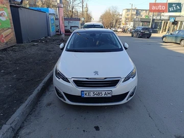 Авто Peugeot 308 2016 № 8550259
