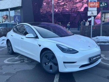 Авто Tesla Model 3 2022 № 8550356