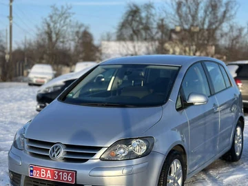 Авто Volkswagen Golf Plus 2008 № 8550629