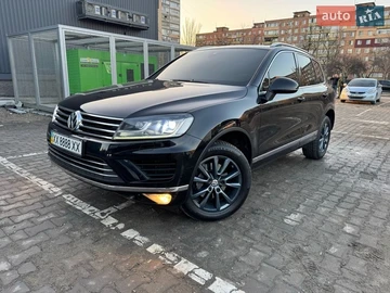Авто Volkswagen Touareg 2016 № 8551115