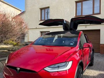 Авто Tesla Model X 2022 № 8551148
