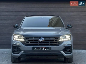 Авто Volkswagen Touareg 2019 № 8551152