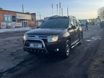 Авто Renault Duster 2010 № 8552014
