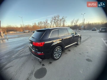 Авто Audi Q7 2016 № 8552203