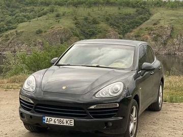 Авто Porsche Cayenne 2013 № 8552264