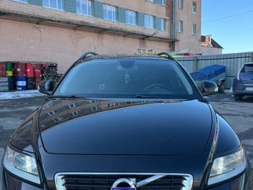 Авто Volvo V50 2012 № 8552947